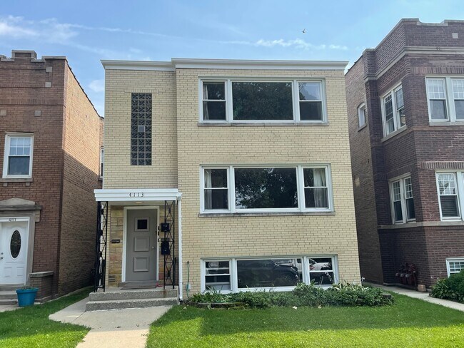 Front Exterior - 4113 W Wellington Ave