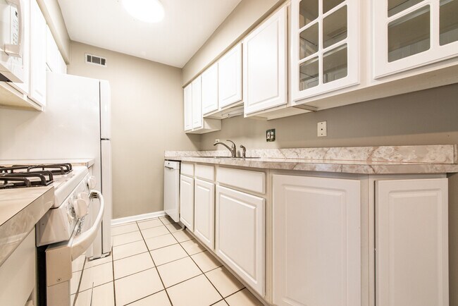 Foto del edificio - 1505 N Windsor Dr