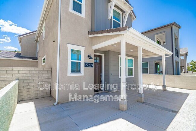 Foto del edificio - 27209 Tamarack Ln