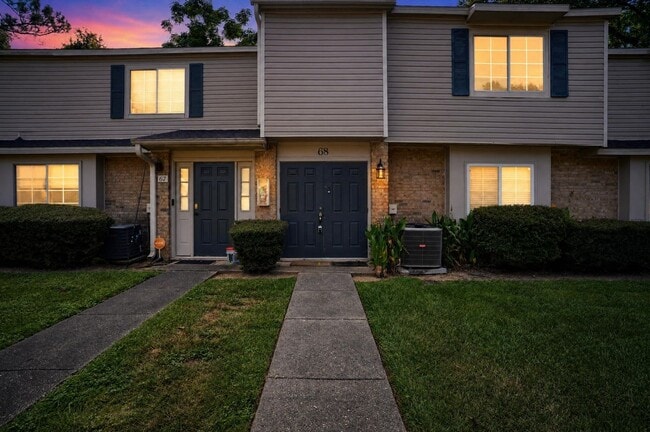 Building Photo - 6701 Dickens Ferry Rd