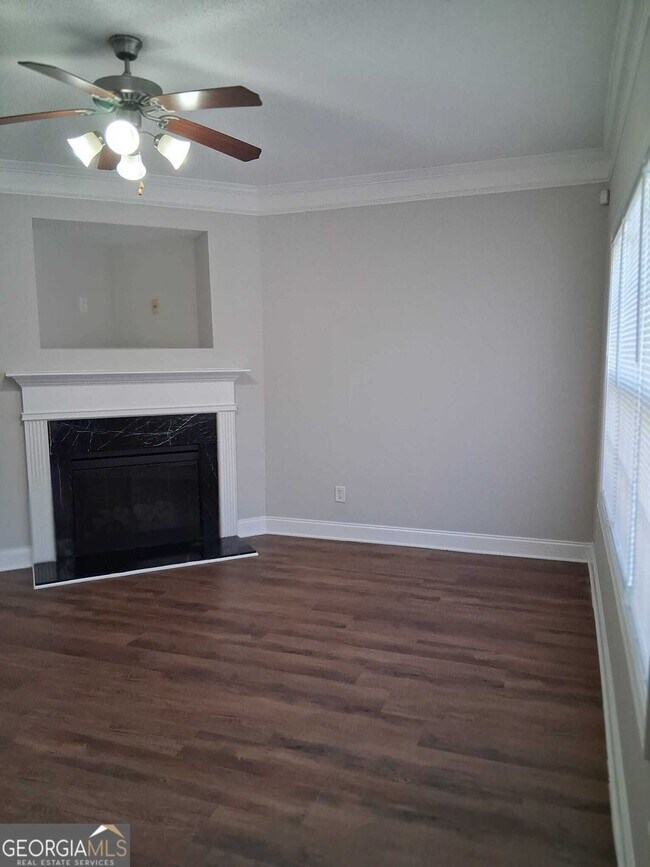 Foto del edificio - 2728 Halligan Point