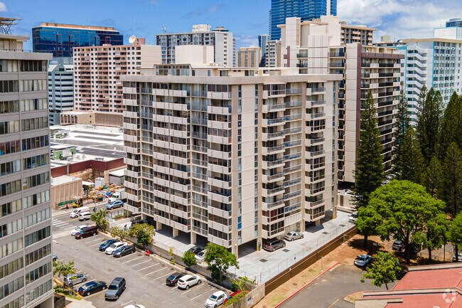 Foto del edificio - Kapiolani Townhomes