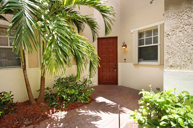Foto del edificio - 5794 NW 119th Terrace