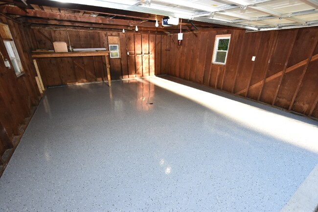 Building Photo - 3234 Whitfield Dr