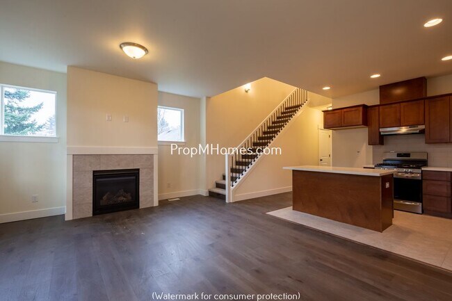 Building Photo - 8554 SE Brooklyn St