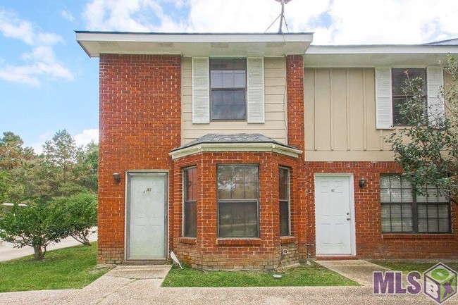 Building Photo - 16382 Hooper Rd