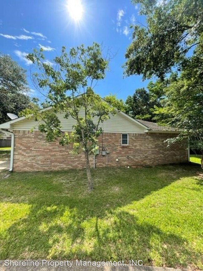 Building Photo - 3 br, 2 bath House - 2908 Winthrop Circle
