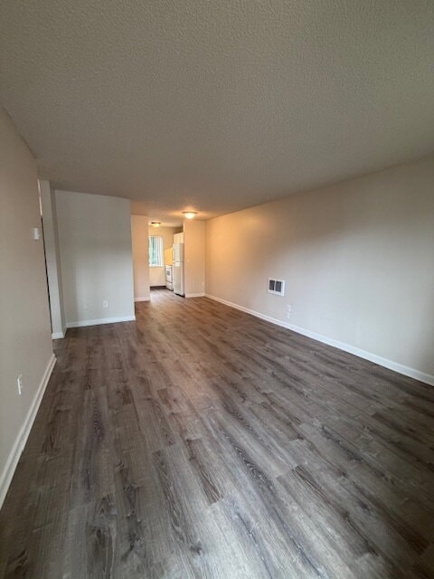 Foto del edificio - 17442 SE Powell Blvd