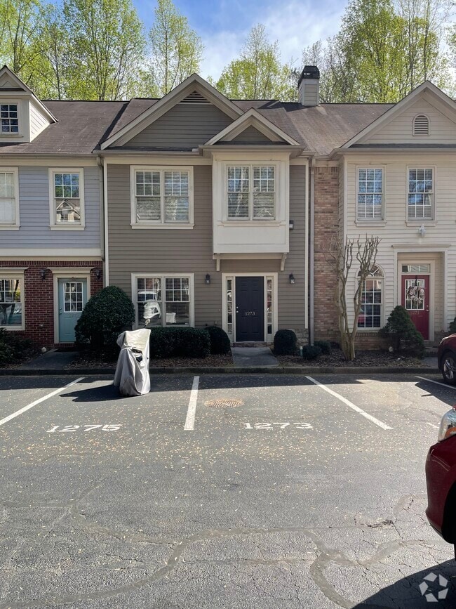 Creekside at Hembree Apartments under 1,500 Roswell, GA 6 Rentals