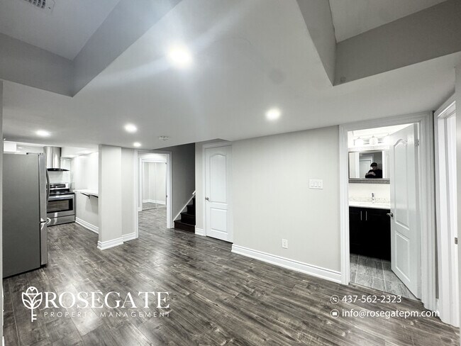 Building Photo - Modern 2-Bedroom Basement Apartment with Private Outdoor Space – Brampton