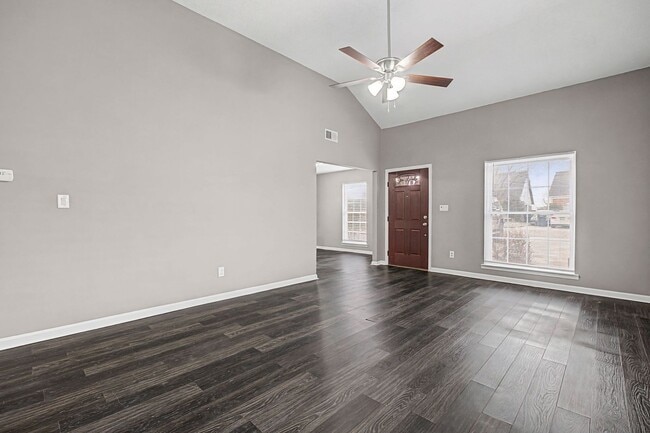 Foto del edificio - Serene Waterfront Living