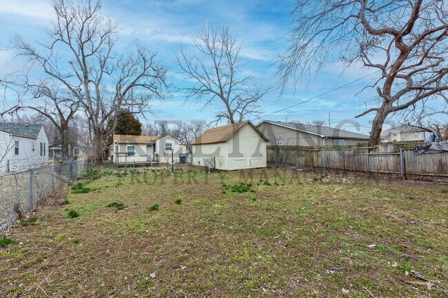 Foto del edificio - 563 S All Hallows St