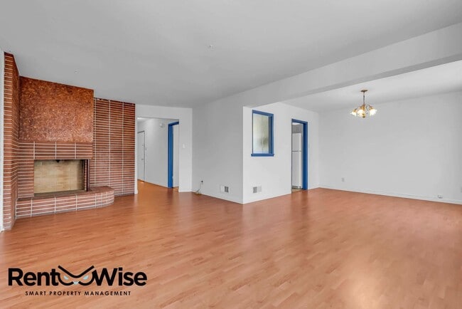 Photo - 214 Miramar Ave Apartment