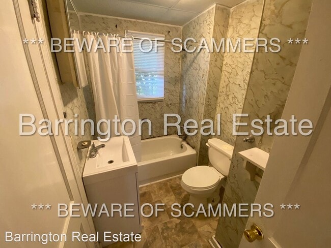 Foto del edificio - 3 br, 1 bath House - 618 Center Street