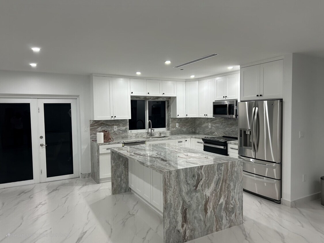 Foto principal - 8441 SW 16th St
