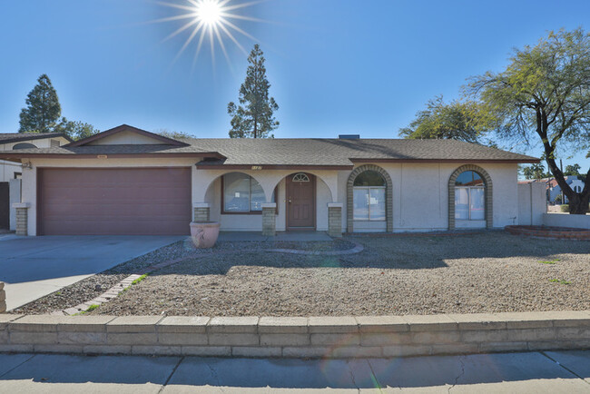 Building Photo - 1127 W Jacinto Circle, Mesa, Az.