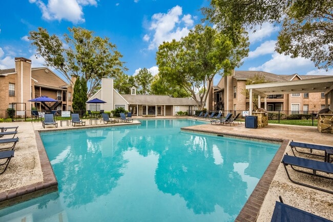 Building Photo - Chelsea at Fallbrook