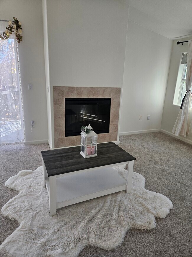 Foto del edificio - 730 NW 185th Ave