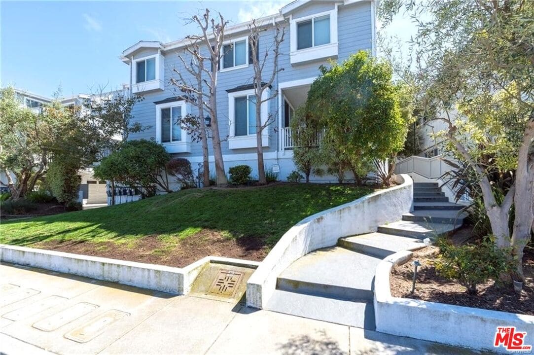 Foto principal - 1202 Tennyson St