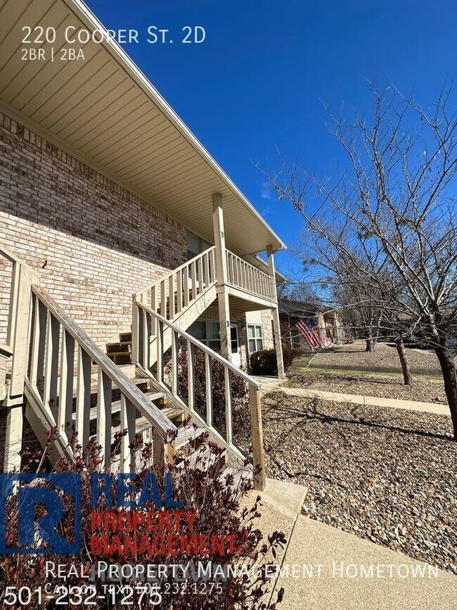 Building Photo - 2 Bedroom 2 Bath Family Friendly Condo