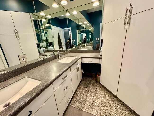 Foto del edificio - 4 Monument Sq