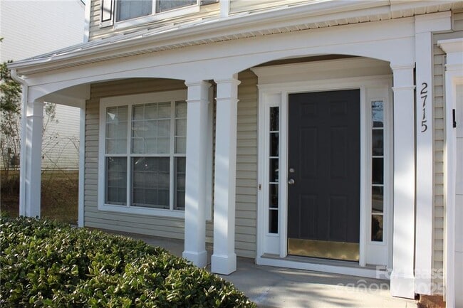 Foto del edificio - 2715 Old Ironside Dr