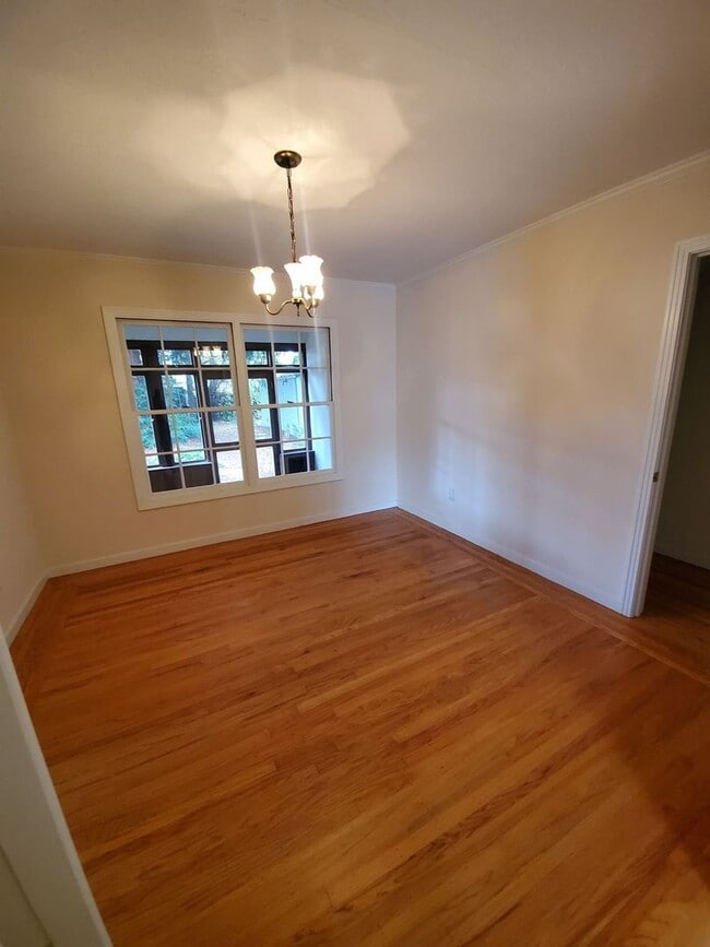 Building Photo - 1241 Perkins Way