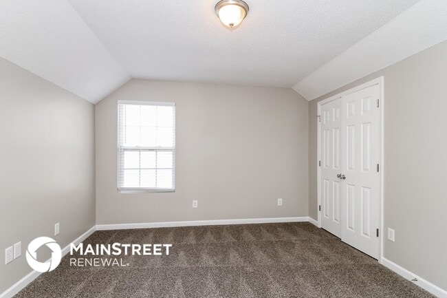 Building Photo - 3055 Canterbury Park Dr