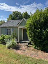 Building Photo - 3809 Sentinel Dr