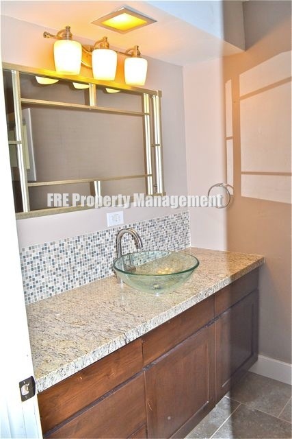 Building Photo - 4560 S Aspen Hollow Ln