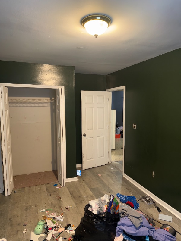 Building Photo - 1309 Barney Ave