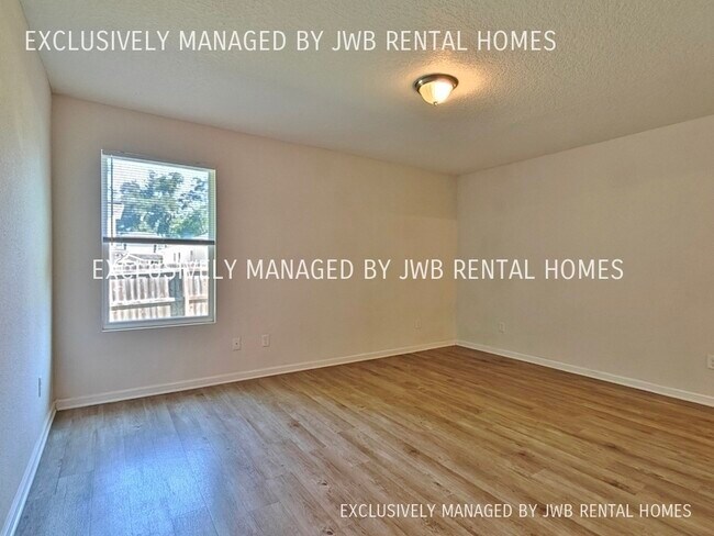 Building Photo - 8747 Berry Ave