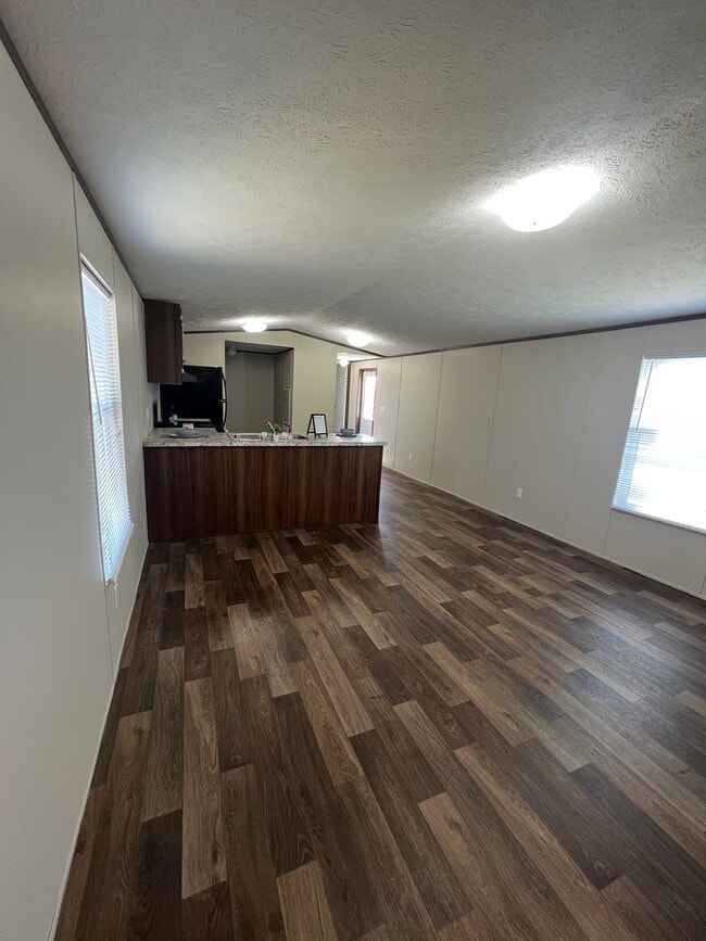 Foto del edificio - 142 County Road 5516