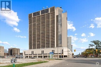 Building Photo - 150 Park St W