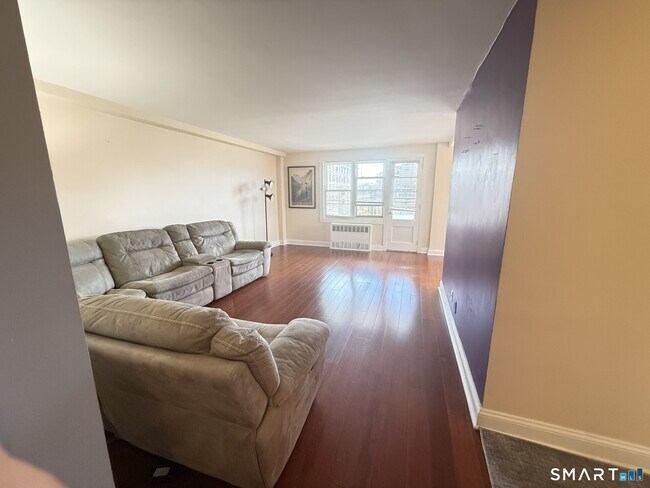 Foto del edificio - 700 Summer St