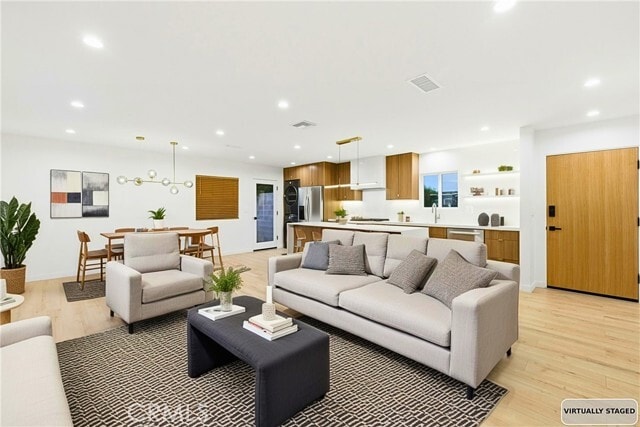 Foto del edificio - 7663 Sedan Ave