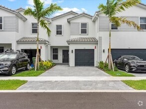 Building Photo - 106 SW 184th Ave