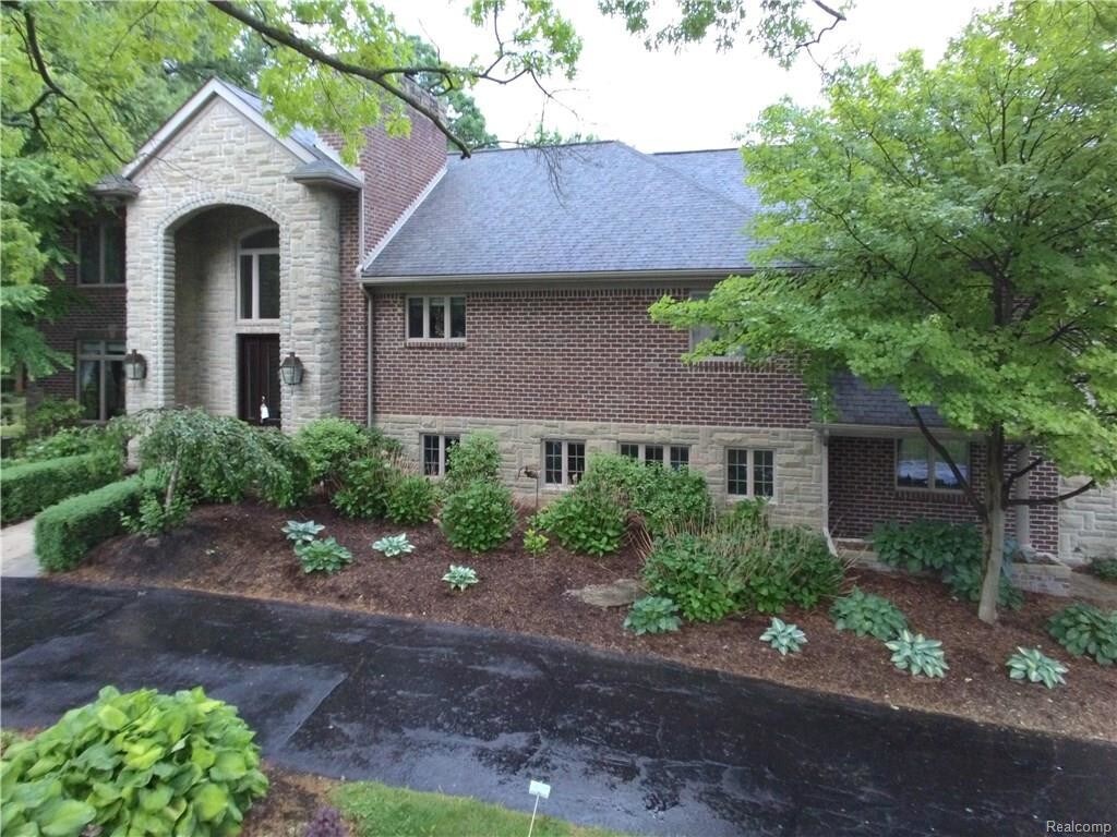 Primary Photo - 3930 Mt Vernon Dr