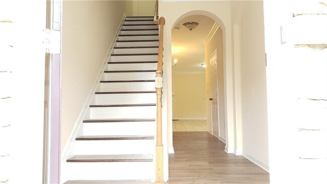 Foto del edificio - 795 Arbor Gate Ln