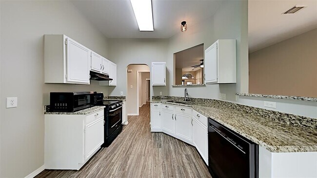 Foto del edificio - 6330 Diamond Rock Dr