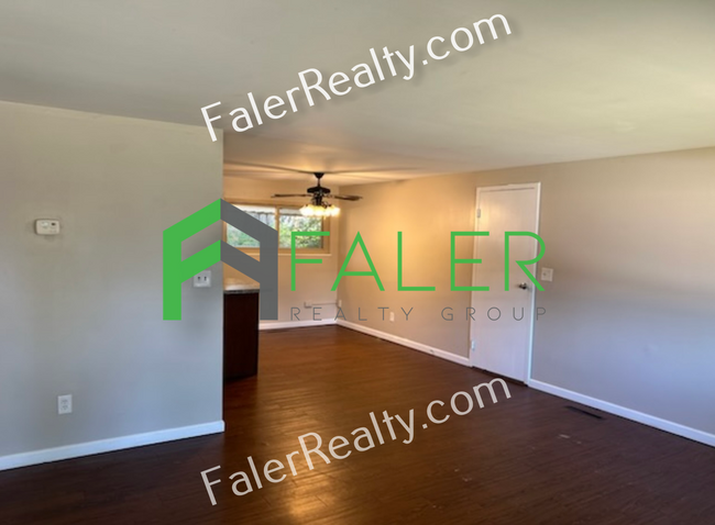 Building Photo - Beautifully Remodeled Home - Available Now