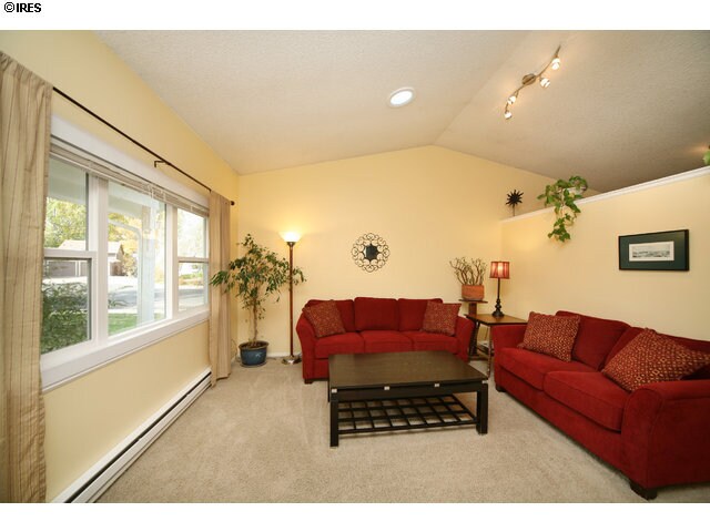 Main floor living room - 2818 Adobe drive