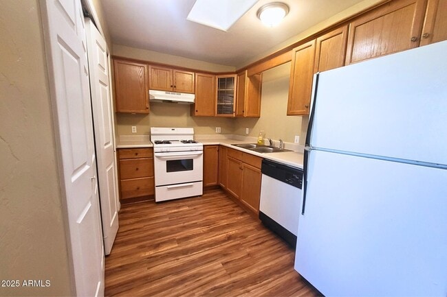 Foto del edificio - 8416 E Leigh Dr
