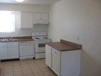 Building Photo - Hartman Apartments