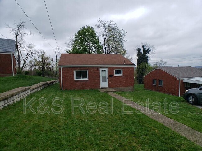 Foto del edificio - 721 Memory Ln