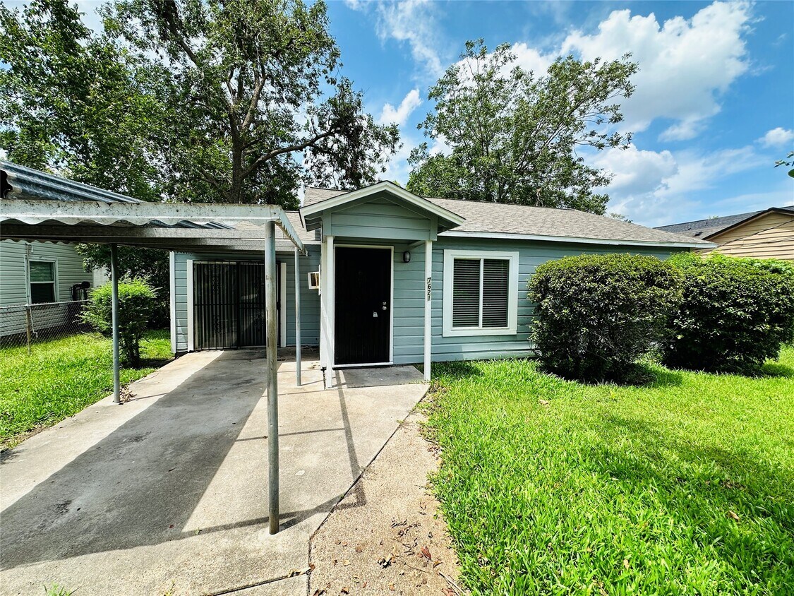 Foto principal - 7621 Sundown Dr