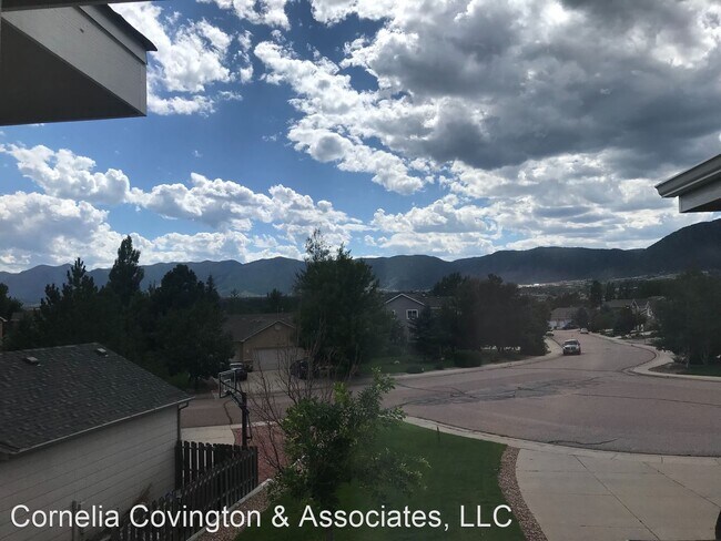 Building Photo - 17079 Buffalo Valley Path