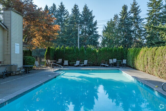 Piscina - Aspen Creek Apartments