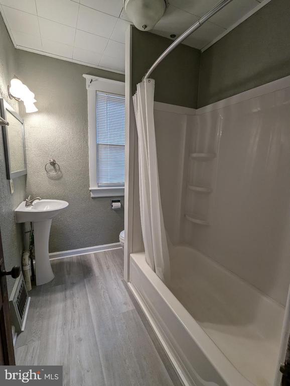 Foto del edificio - 1034 Corbett St