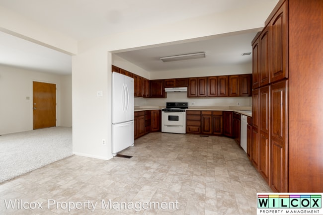 Building Photo - 3 br, 2 bath House - 1507 Zuni Drive